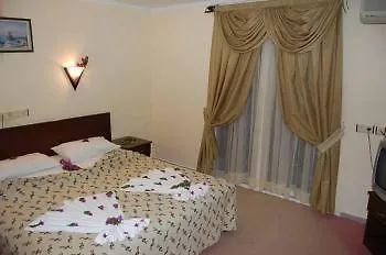 Hotel Hunkar Palace &